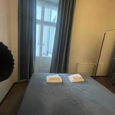 Ferienwohnung Nowy Swiat 28 Warschau Exterior foto